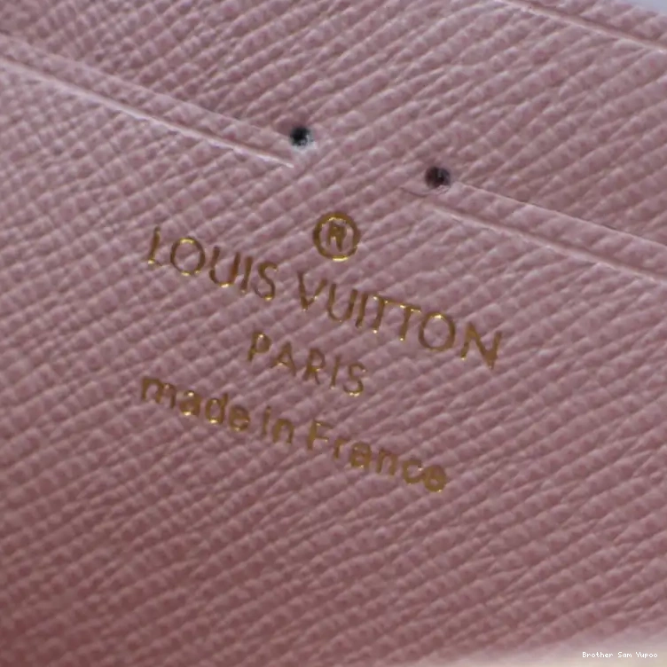 Brother Sam Yupoo Bag LV 2204HT0023 0402